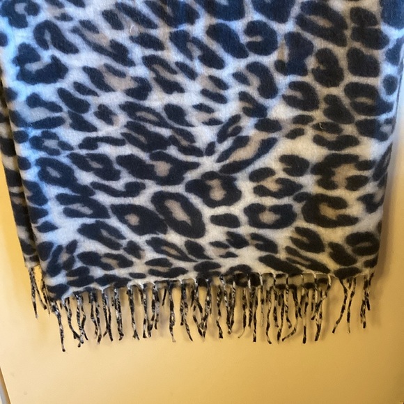 Extra Long Cream, Black & Tan Animal Print Warm Scarf, Small Fring At Ends - Picture 7 of 9